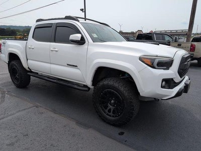 2018 Toyota Tacoma TRD Sport Double Cab 5' Bed V6 4x4 AT (Natl)