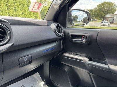 2018 Toyota Tacoma TRD Sport Double Cab 5' Bed V6 4x4 AT (Natl)