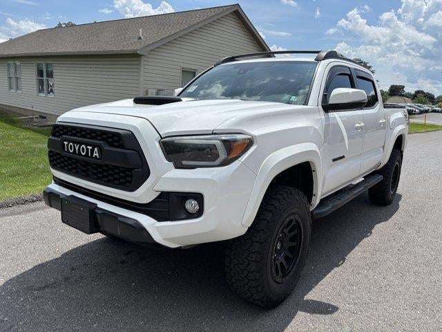 2018 Toyota Tacoma TRD Sport Double Cab 5' Bed V6 4x4 AT (Natl)