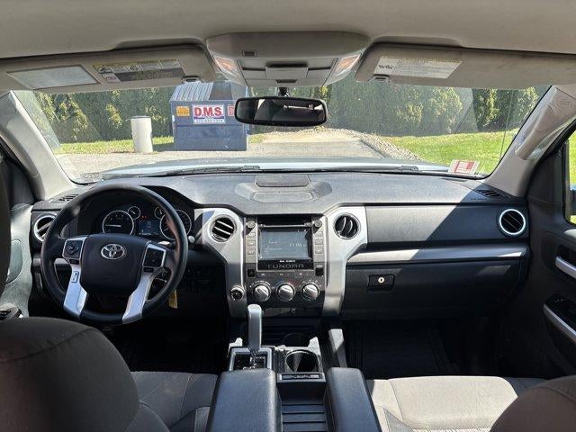 2017 Toyota Tundra 4WD 4WD SR5 CrewMax 5.5' Bed 5.7L (SE)