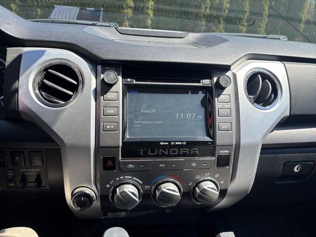 2017 Toyota Tundra 4WD 4WD SR5 CrewMax 5.5' Bed 5.7L (SE)