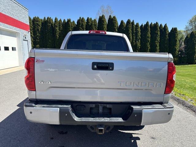 2017 Toyota Tundra 4WD 4WD SR5 CrewMax 5.5' Bed 5.7L (SE)