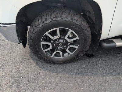 2020 Toyota Tundra 4WD 4WD Limited CrewMax 5.5' Bed 5.7L (Natl)
