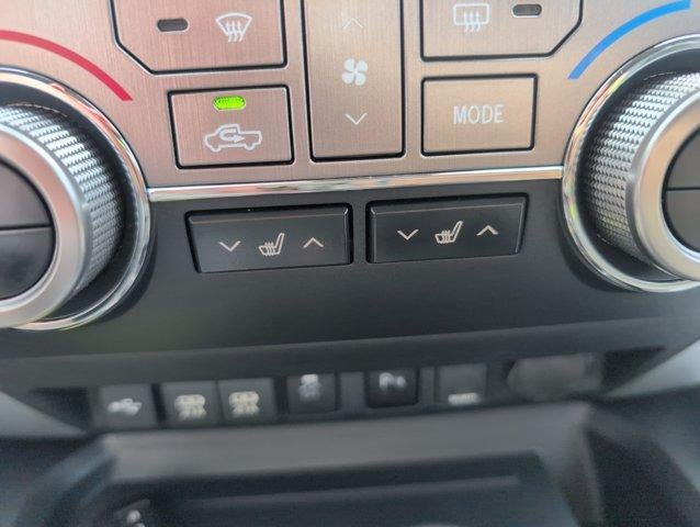 2020 Toyota Tundra 4WD 4WD Limited CrewMax 5.5' Bed 5.7L (Natl)