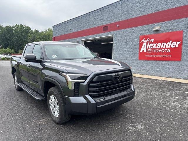 2023 Toyota Tundra 4WD 4WD SR5 CrewMax 5.5' Bed (SE)