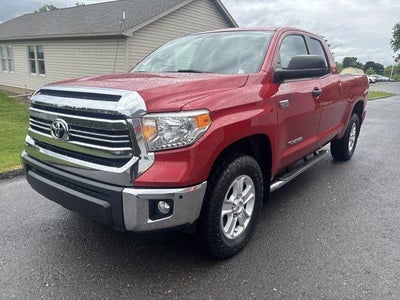 2016 Toyota Tundra 4WD Truck 4WD Double Cab Standard Bed 5.7L V8 SR5 (Natl)