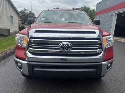 2016 Toyota Tundra 4WD Truck 4WD Double Cab Standard Bed 5.7L V8 SR5 (Natl)