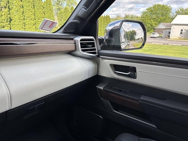 2025 Toyota Tundra 4WD 4WD Capstone Hybrid CrewMax 5.5' Bed (Natl)