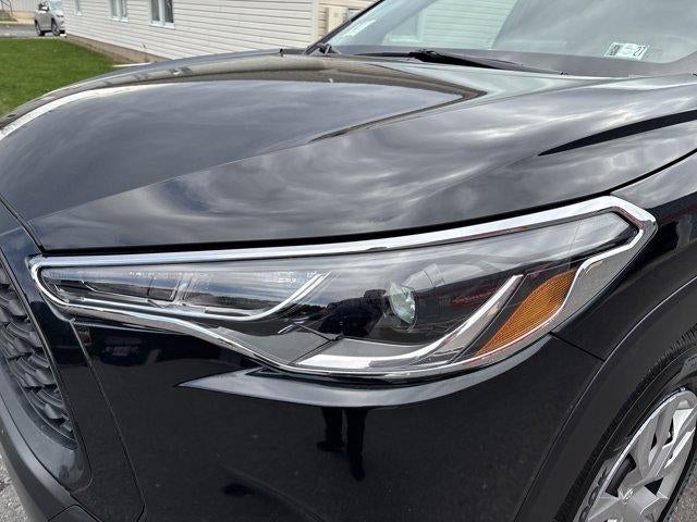 2023 Toyota Corolla Cross L 4WD (Natl)