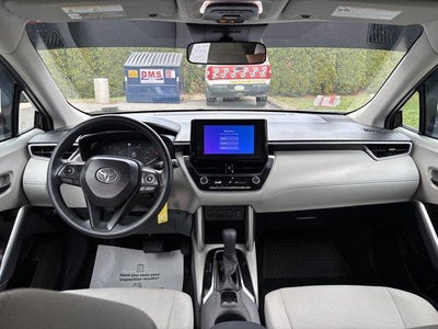 2023 Toyota Corolla Cross L 4WD (Natl)
