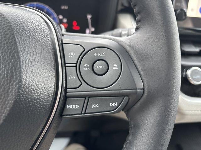 2026 Toyota Corolla Cross LE 4WD (Natl)