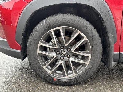 2026 Toyota Corolla Cross XLE 4WD (Natl)