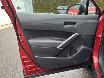 2026 Toyota Corolla Cross XLE 4WD (Natl)