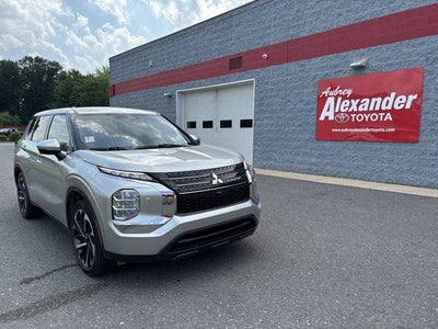 2022 Mitsubishi Outlander ES S-AWC
