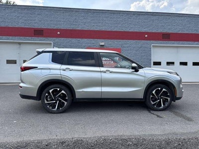 2022 Mitsubishi Outlander ES S-AWC