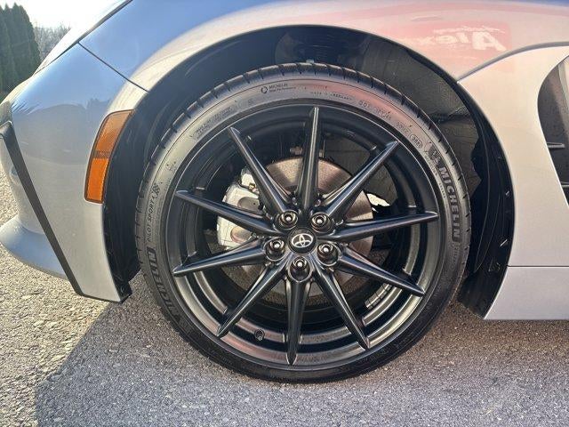 2026 Toyota GR86 Premium Manual (Natl)