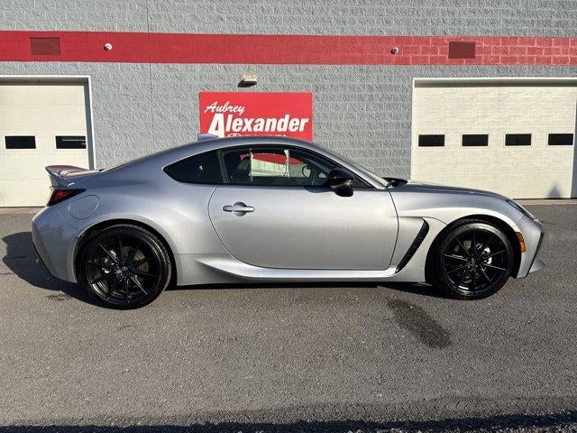 2026 Toyota GR86 Premium Manual (Natl)