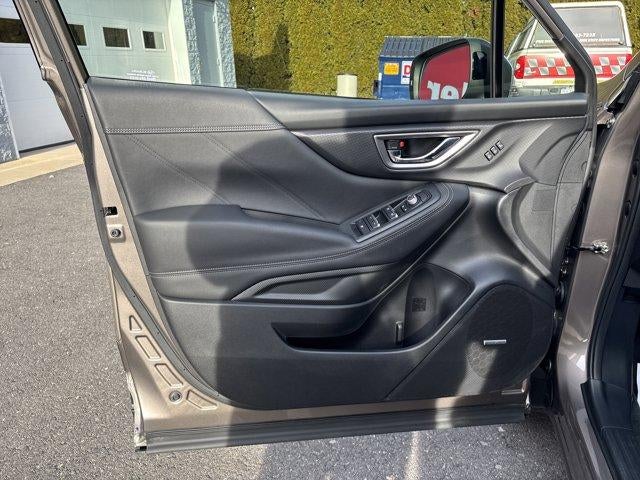 2023 Subaru Forester Touring CVT