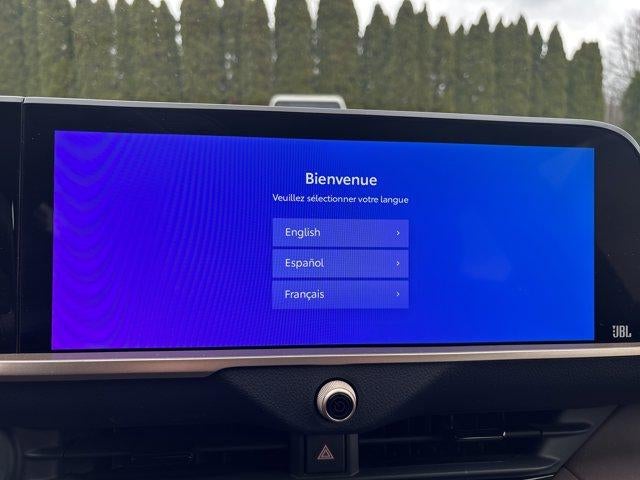 2023 Toyota Crown XLE AWD (Natl)