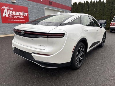 2023 Toyota Crown XLE AWD (Natl)