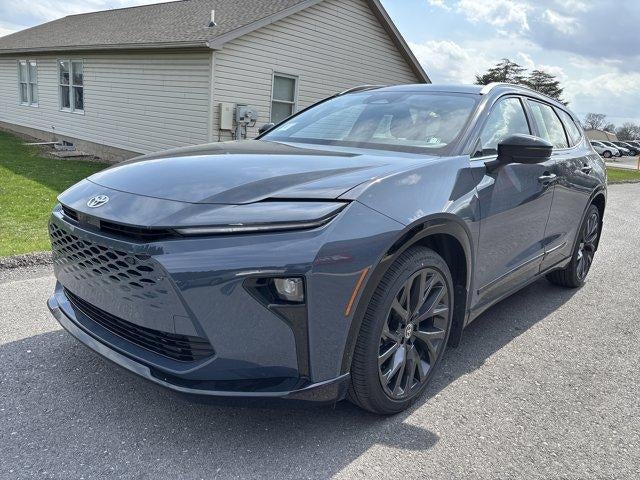 2025 Toyota Crown Signia Limited AWD (Natl)