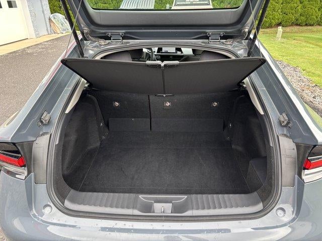 2024 Toyota Prius LE (Natl)