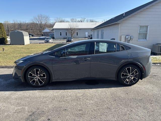 2023 Toyota Prius XLE AWD (Natl)