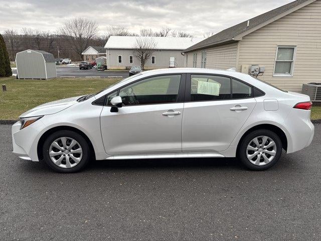 2026 Toyota Corolla Hybrid LE FWD (Natl)