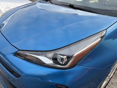 2019 Toyota Prius LE (Natl)