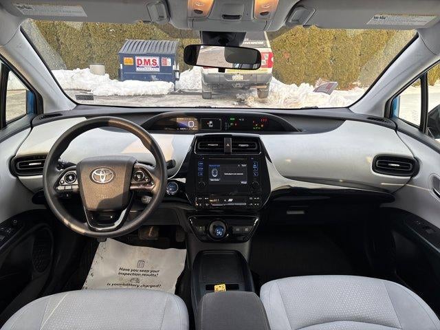2019 Toyota Prius LE (Natl)