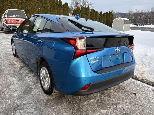 2019 Toyota Prius LE (Natl)