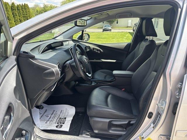 2019 Toyota Prius XLE AWD-e (Natl)