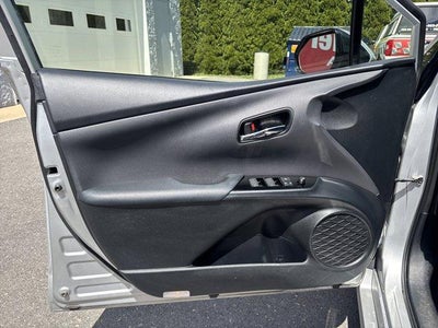 2019 Toyota Prius XLE AWD-e (Natl)