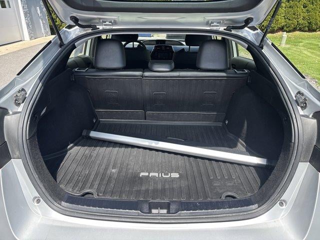 2019 Toyota Prius XLE AWD-e (Natl)