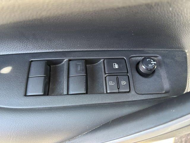 2022 Toyota Corolla SE CVT (Natl)