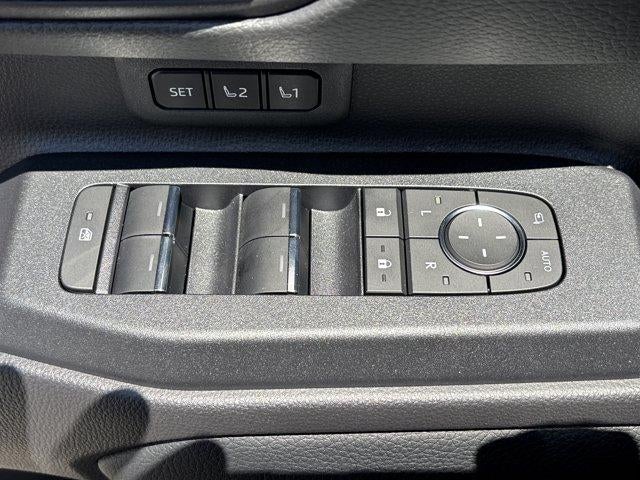 2026 Toyota Land Cruiser 4WD (Natl)
