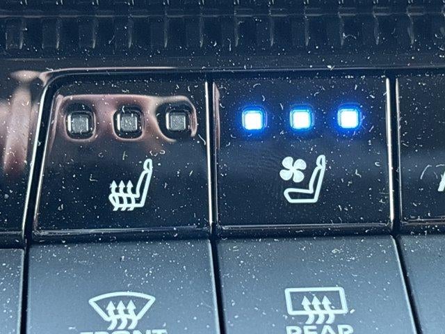 2026 Toyota Land Cruiser 4WD (Natl)