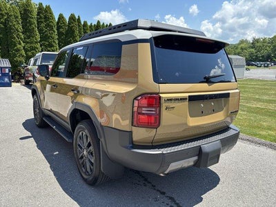 2026 Toyota Land Cruiser 4WD (Natl)