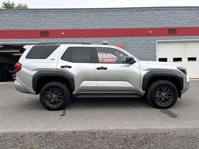 2025 Toyota 4Runner SR5 4WD (GS)