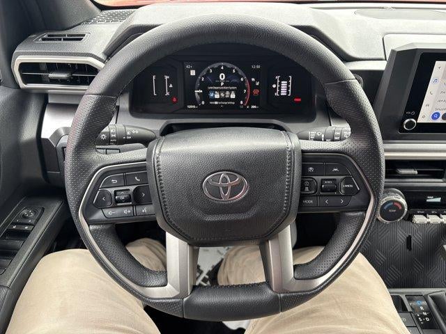 2025 Toyota 4Runner SR5 4WD (GS)