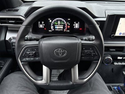 2025 Toyota 4Runner SR5 4WD (GS)