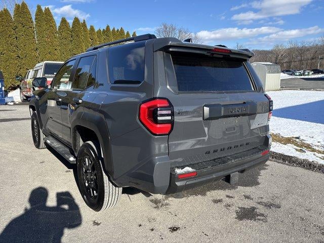 2025 Toyota 4Runner SR5 4WD (GS)