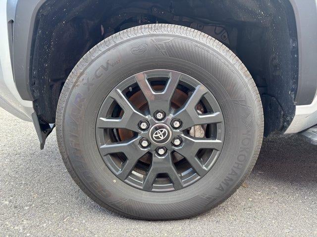 2025 Toyota 4Runner SR5 4WD (GS)
