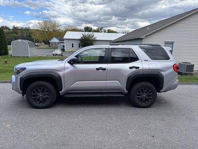 2025 Toyota 4Runner SR5 4WD (GS)