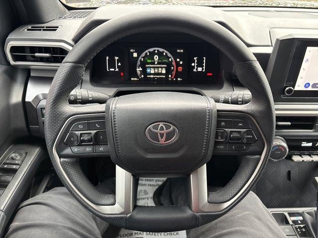 2025 Toyota 4Runner SR5 4WD (GS)