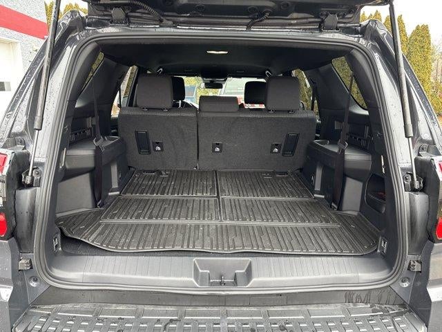 2025 Toyota 4Runner SR5 4WD (GS)