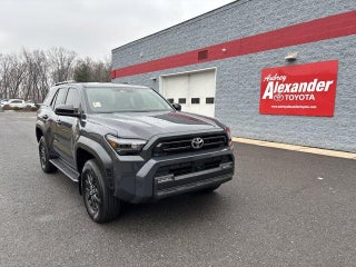 2025 Toyota 4Runner SR5 4WD (GS)