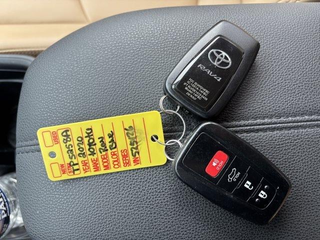2020 Toyota RAV4 XLE Premium AWD (Natl)