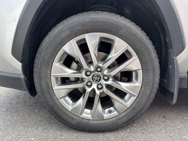2019 Toyota RAV4 XLE Premium AWD (Natl)