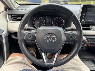 2019 Toyota RAV4 XLE Premium AWD (Natl)